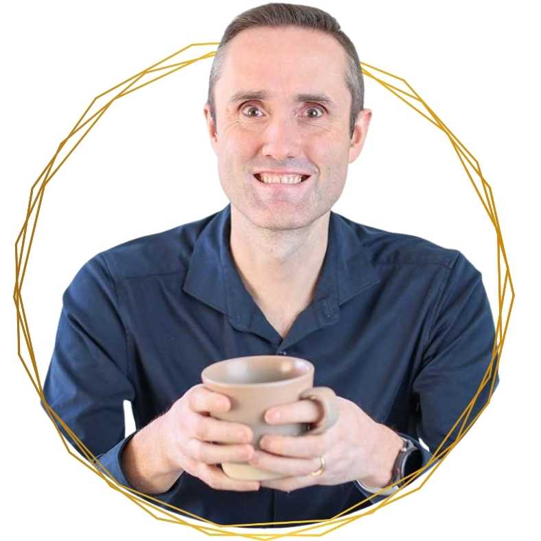 Joshua Tagg - Gold circle headshot